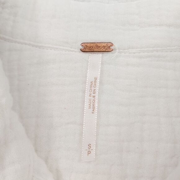 Free People Sun Streaks Top Womens Small White Boxy Gauzy Tie Front Button Up - Picture 11 of 12